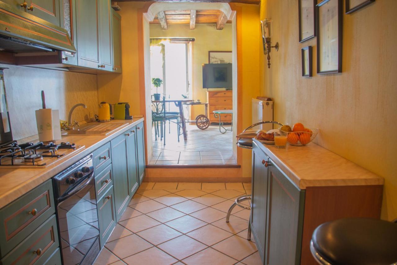 קנוביו Casa Porto Vecchio - Welchome מראה חיצוני תמונה